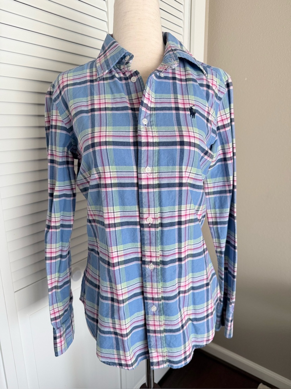 Ralph Lauren Women’s Plaid Button-Up Shirt in Blue & Pink SIZE 4 EUC